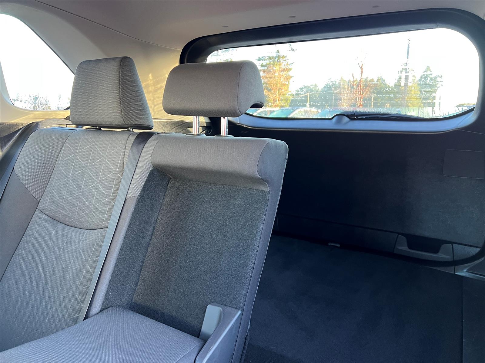 2019 Toyota RAV4 Heated Seats | Bluetooth | Blind Spot Monitor - Thumbnail 23