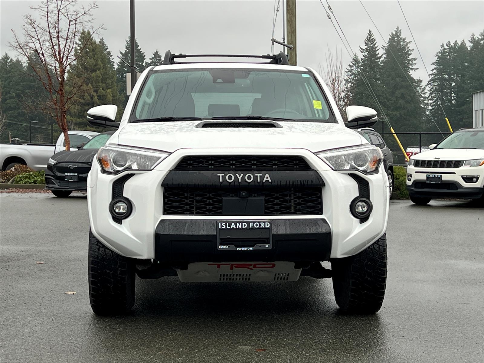 2022 Toyota 4Runner Roof Rack | Moonroof | Power Seats - Thumbnail 11