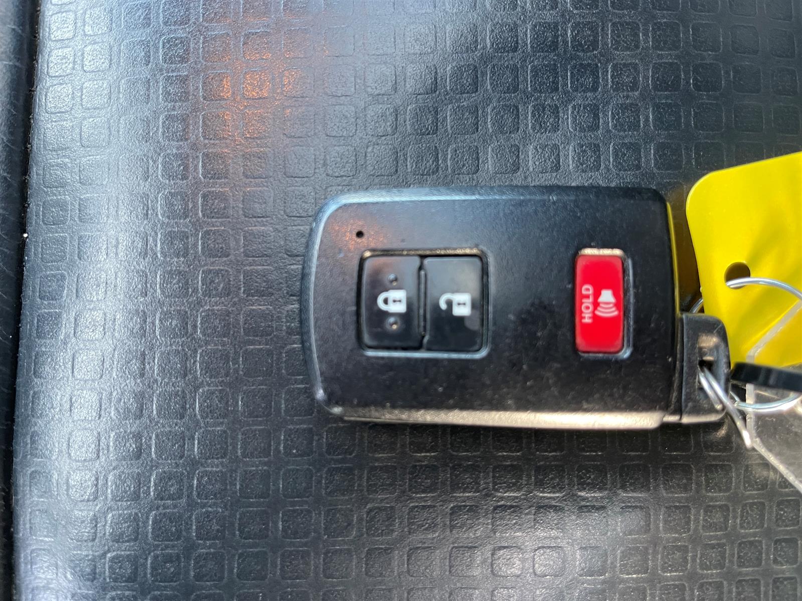 2019 Toyota Tacoma Canopy | Heated Front Seats | Dual Climate Control - Thumbnail 18