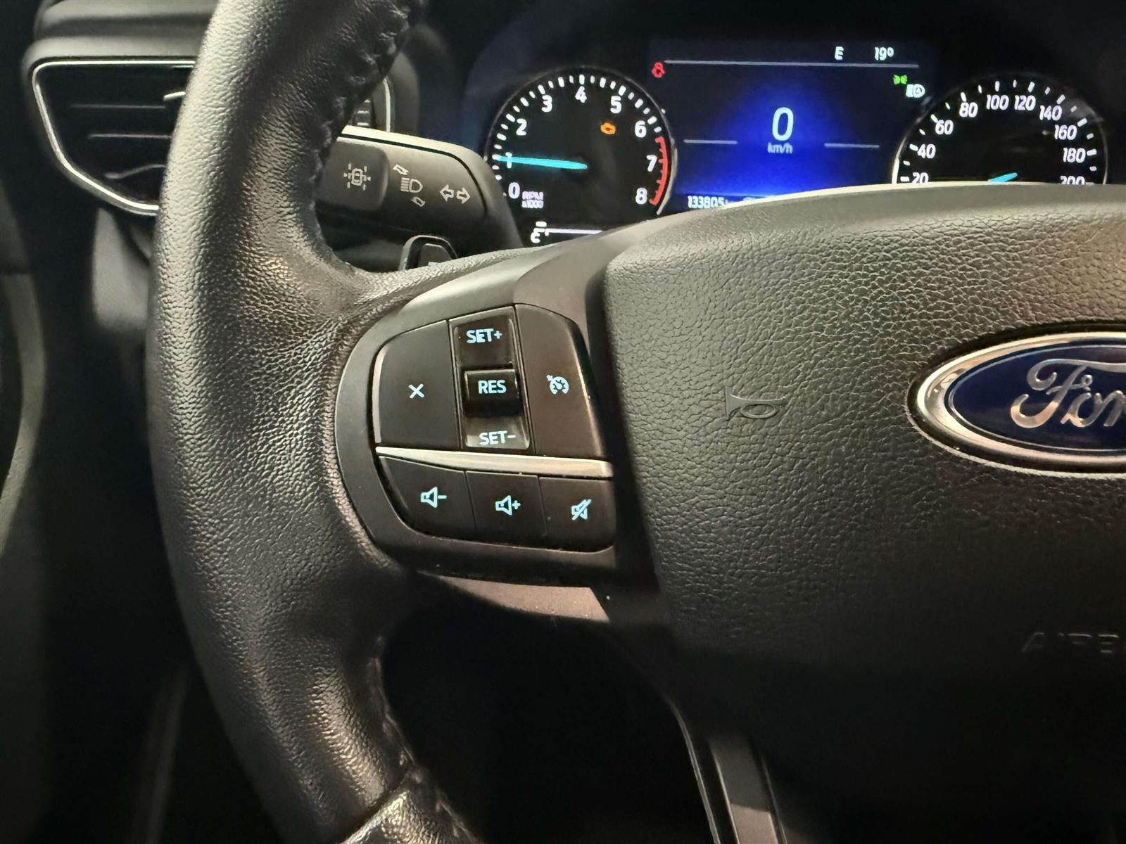 2020 Ford Explorer XLT 202A | HEATED LEATHER | REMOTE START - Thumbnail 17