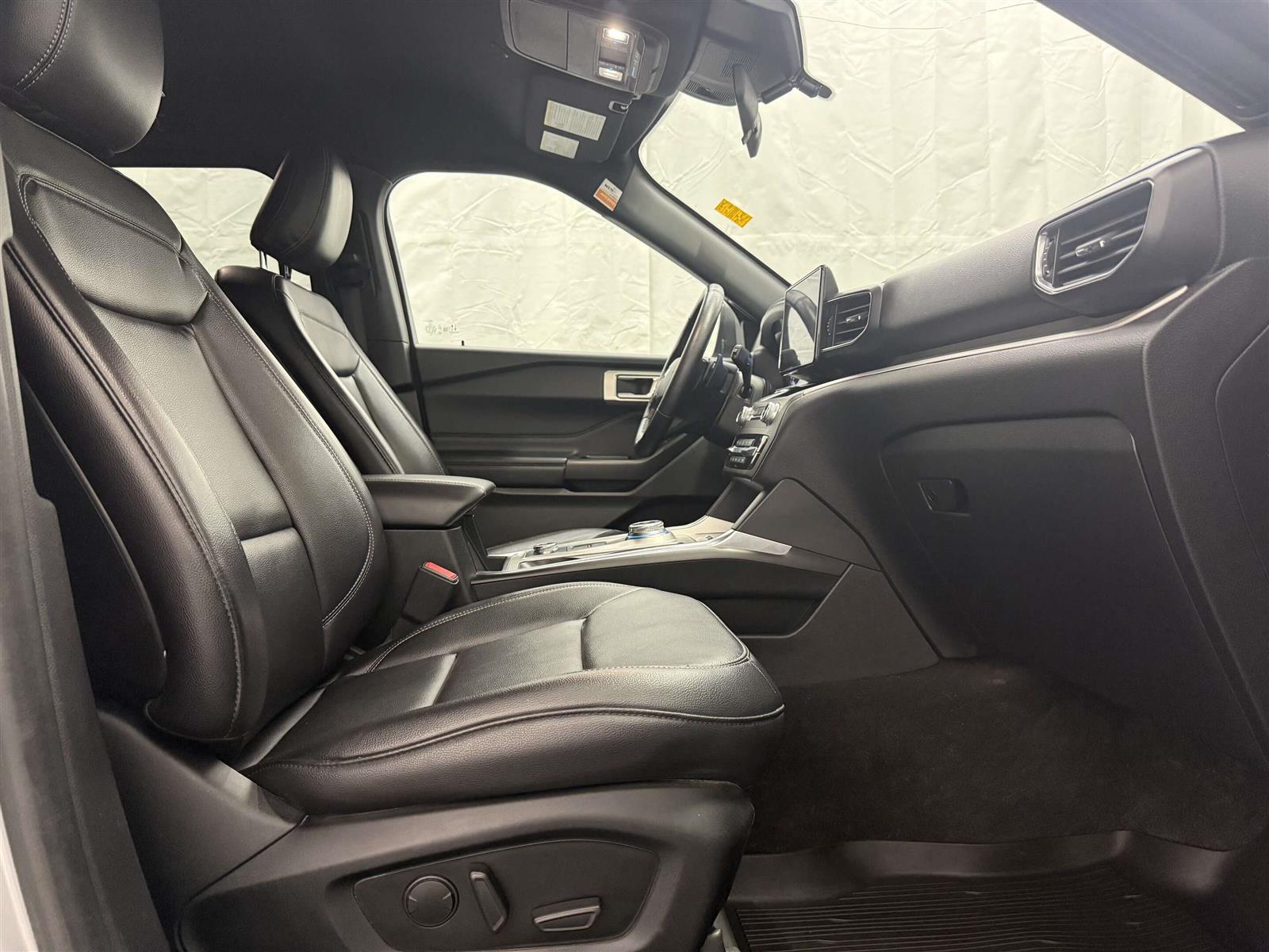 2020 Ford Explorer XLT 202A | HEATED LEATHER | REMOTE START - Thumbnail 31