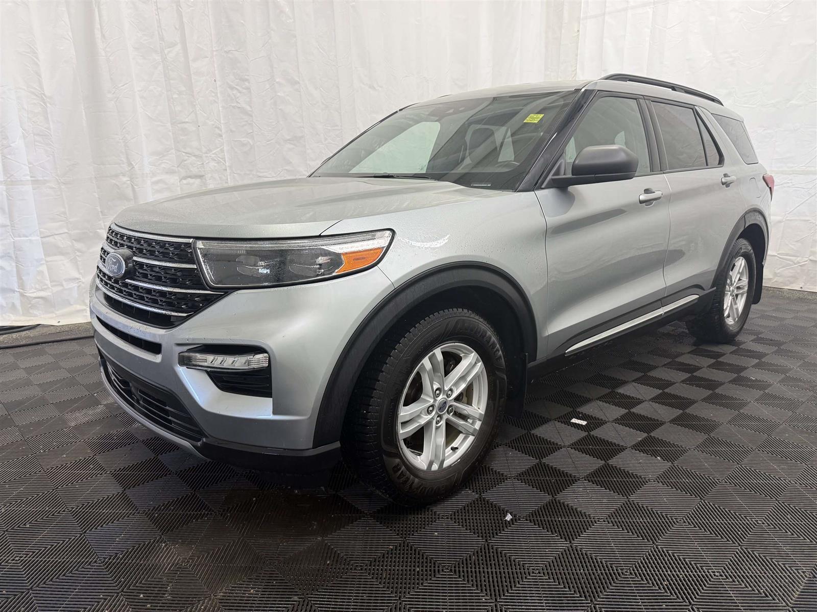 2020 Ford Explorer XLT 202A | HEATED LEATHER | REMOTE START - Thumbnail 6