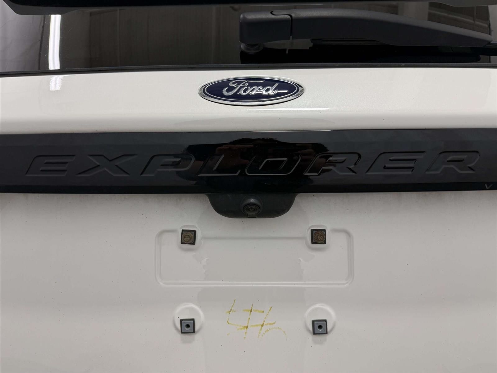 2023 Ford Explorer ST HIGH/TECH PKG | SUNROOF | HTD/CLD LEATHER - Thumbnail 11