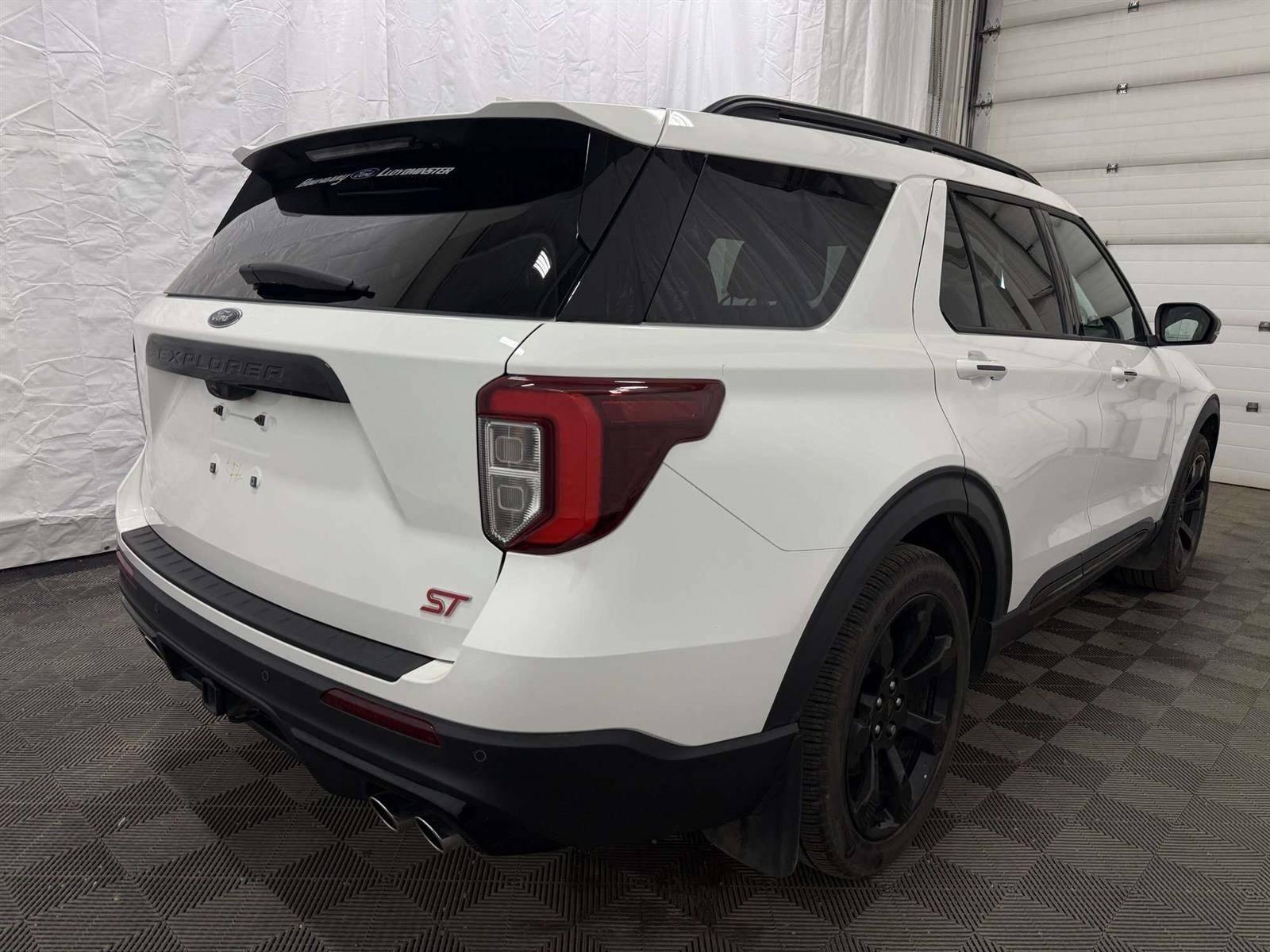 2023 Ford Explorer ST HIGH/TECH PKG | SUNROOF | HTD/CLD LEATHER - Thumbnail 16