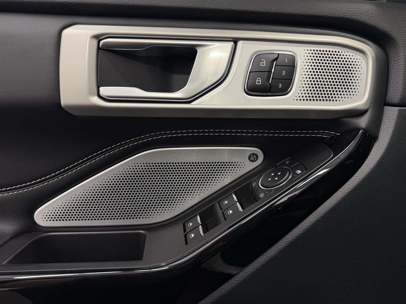 2023 Ford Explorer ST HIGH/TECH PKG | SUNROOF | HTD/CLD LEATHER - Thumbnail 19
