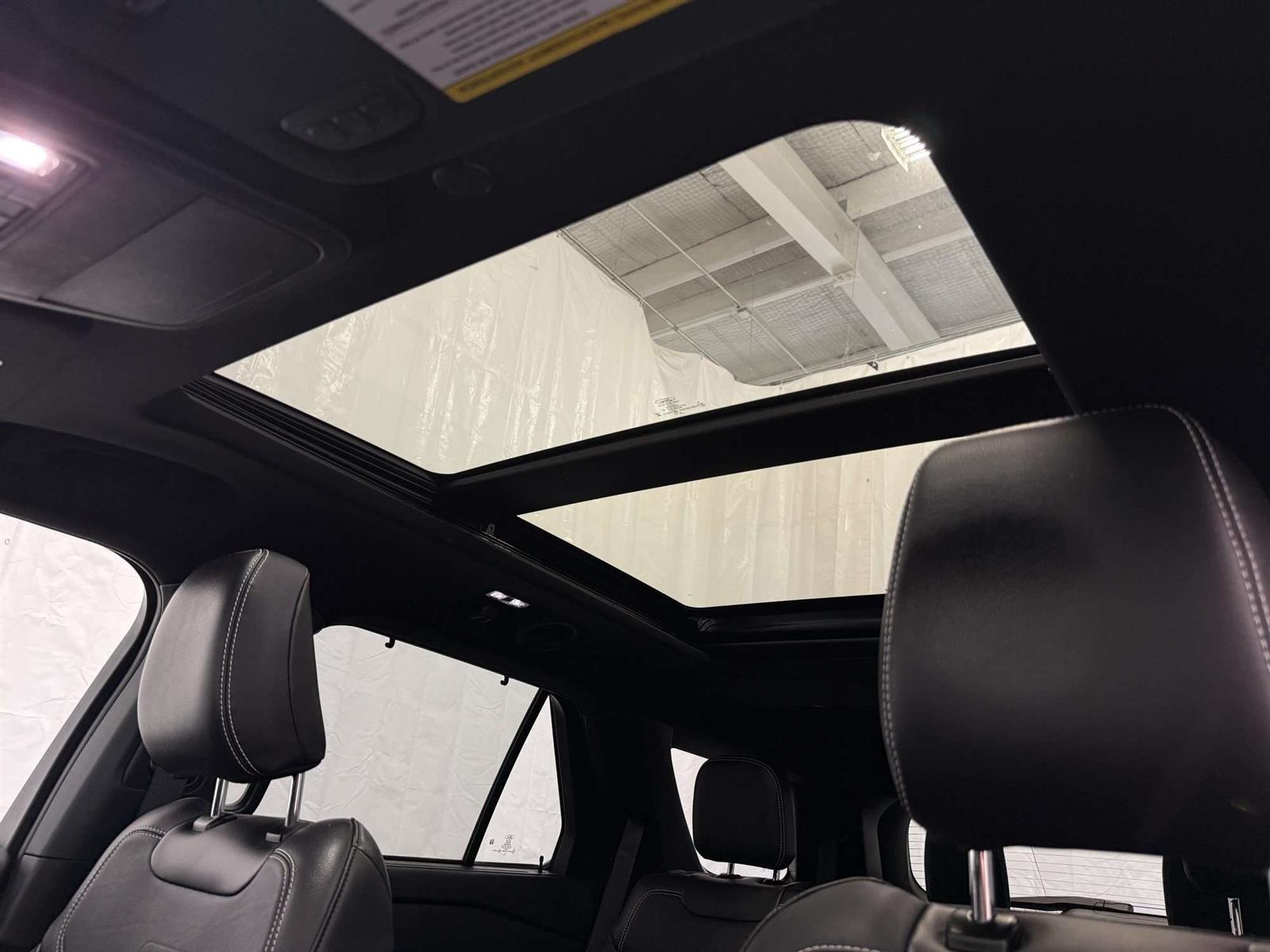 2023 Ford Explorer ST HIGH/TECH PKG | SUNROOF | HTD/CLD LEATHER - Thumbnail 21
