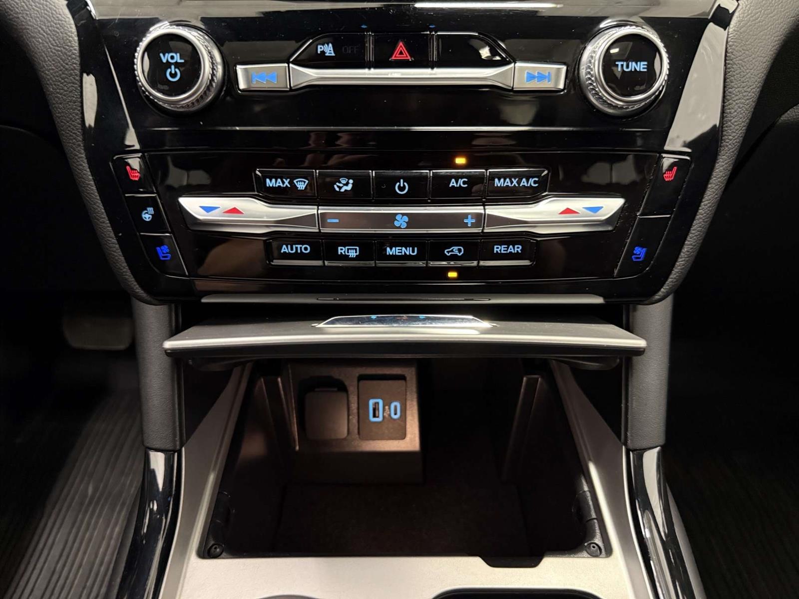 2023 Ford Explorer ST HIGH/TECH PKG | SUNROOF | HTD/CLD LEATHER - Thumbnail 27