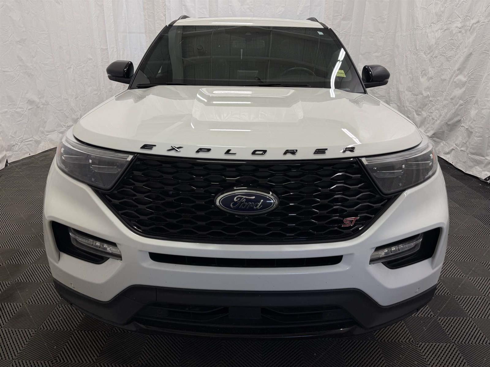 2023 Ford Explorer ST HIGH/TECH PKG | SUNROOF | HTD/CLD LEATHER - Thumbnail 5