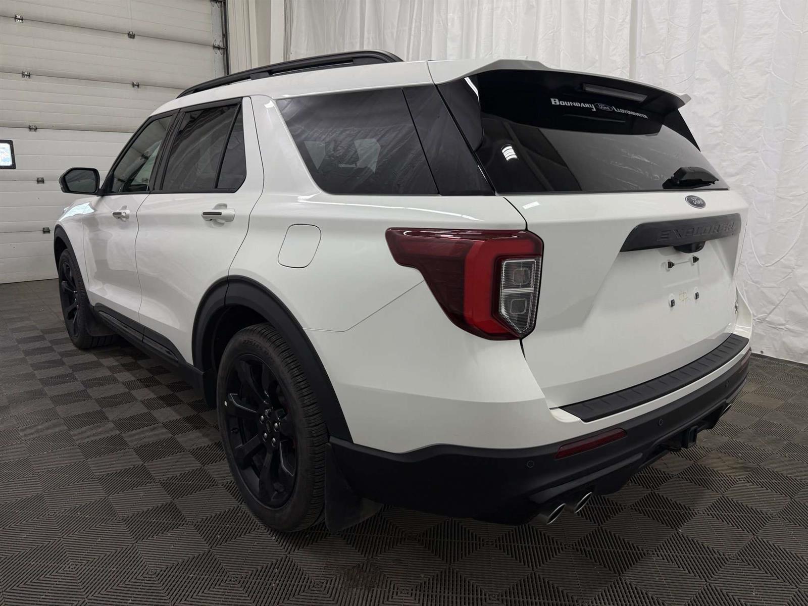2023 Ford Explorer ST HIGH/TECH PKG | SUNROOF | HTD/CLD LEATHER - Thumbnail 9