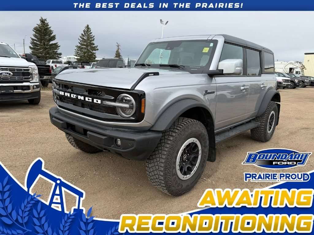 2024 Ford Bronco OUTER BANKS HIGH/LUX SASQUATCH PACKAGE HARD TOP - Main View