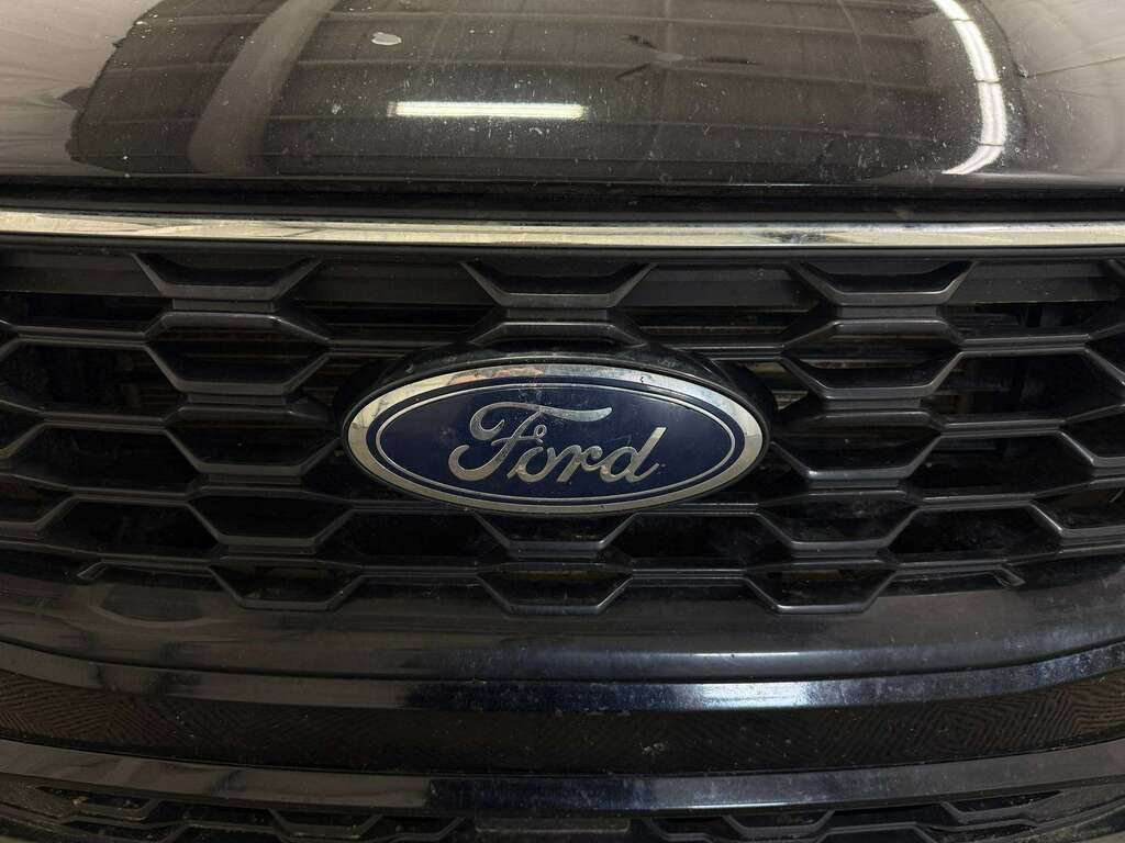2024 Ford Escape ST-LINE SELECT TECH PKG | SUNROOF | LANE KEEP - Thumbnail 6