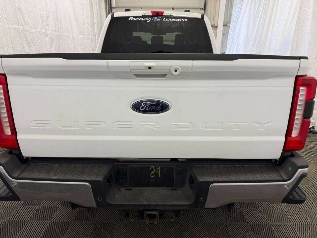 2025 Ford F-350 LARIAT 618A | HEATED/COLD LEATHER | 5TH WHEEL PREP - Thumbnail 13