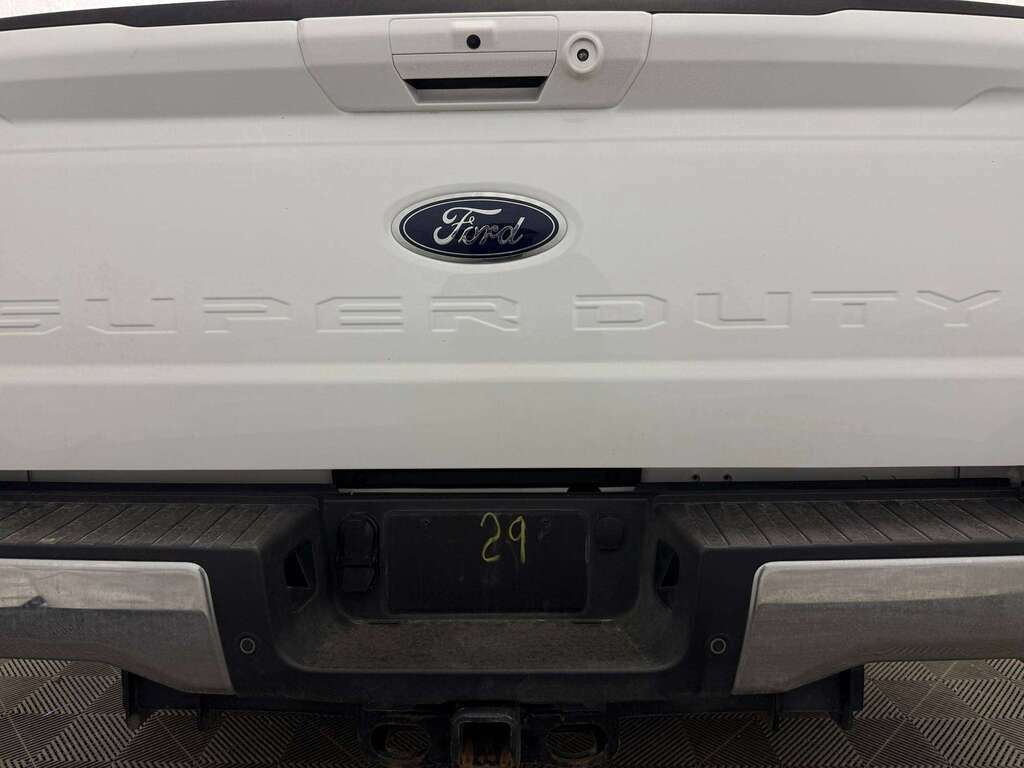 2025 Ford F-350 LARIAT 618A | HEATED/COLD LEATHER | 5TH WHEEL PREP - Thumbnail 14