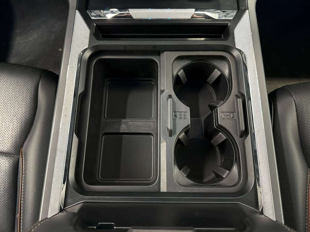 2025 Ford F-350 LARIAT 618A | HEATED/COLD LEATHER | 5TH WHEEL PREP - Thumbnail 35