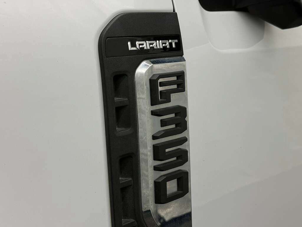 2025 Ford F-350 LARIAT 618A | HEATED/COLD LEATHER | 5TH WHEEL PREP - Thumbnail 8