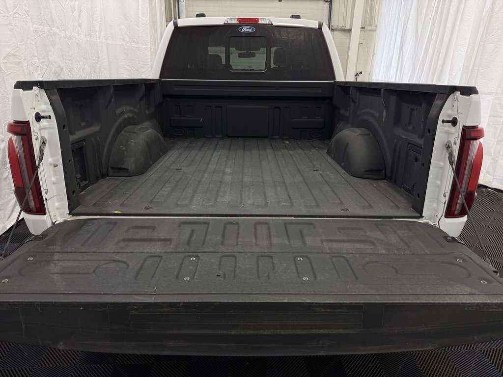 2025 Ford F-150 LARIAT BLACK PACKAGE | MOBILE OFFICE | TOW/HAUL - Thumbnail 14