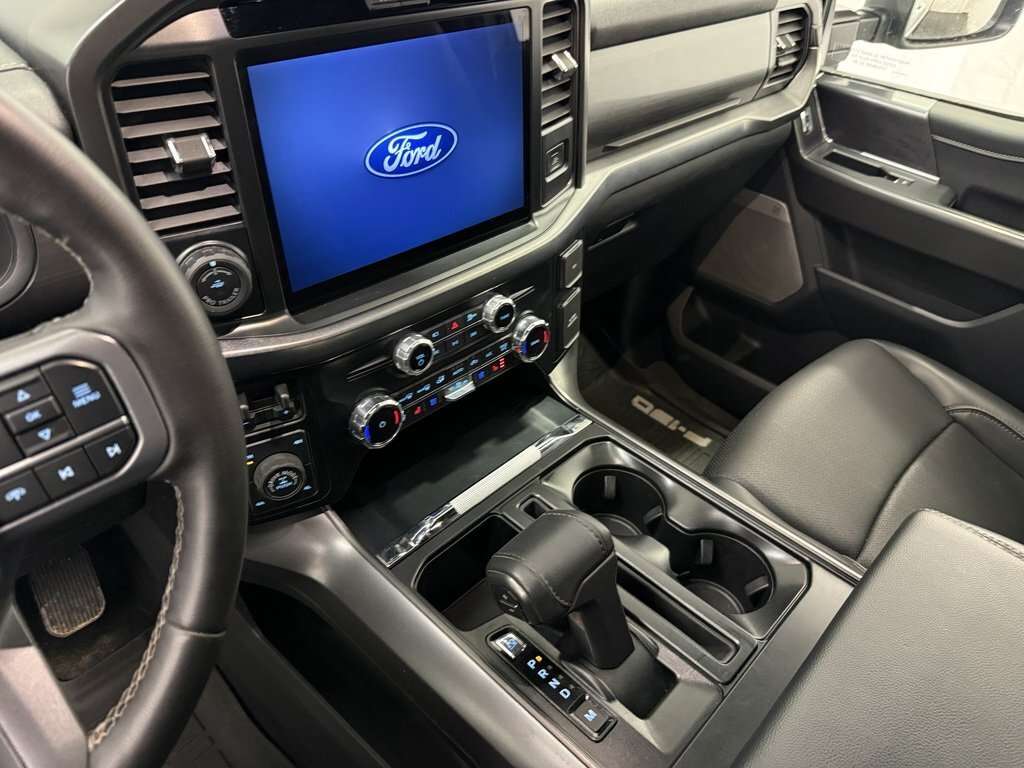 2025 Ford F-150 LARIAT BLACK PACKAGE | MOBILE OFFICE | TOW/HAUL - Thumbnail 23