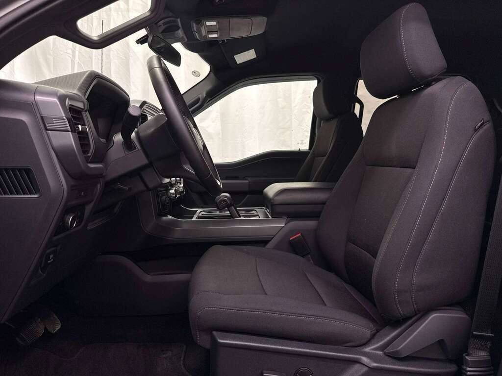 2025 Ford F-150 XLT BLACK APPEARANCE PACKAGE - Thumbnail 20