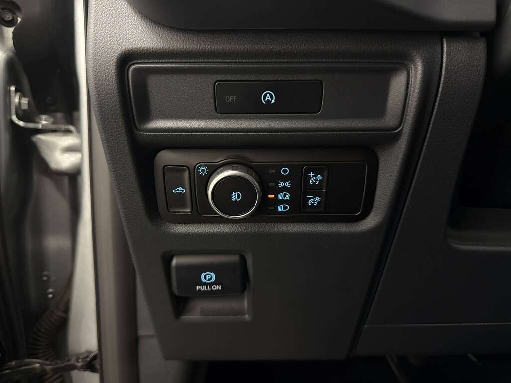 2025 Ford F-150 XLT BLACK APPEARANCE PACKAGE - Thumbnail 22