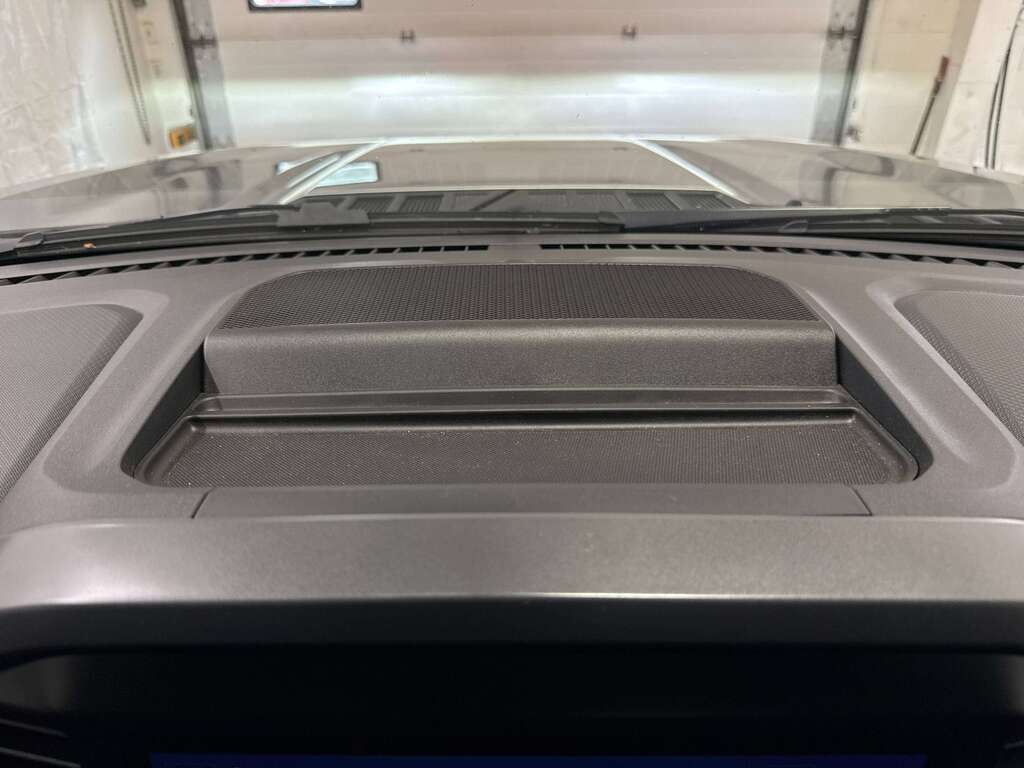 2025 Ford F-150 XLT BLACK APPEARANCE PACKAGE - Thumbnail 30