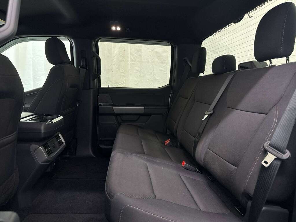 2025 Ford F-150 XLT BLACK APPEARANCE PACKAGE - Thumbnail 39