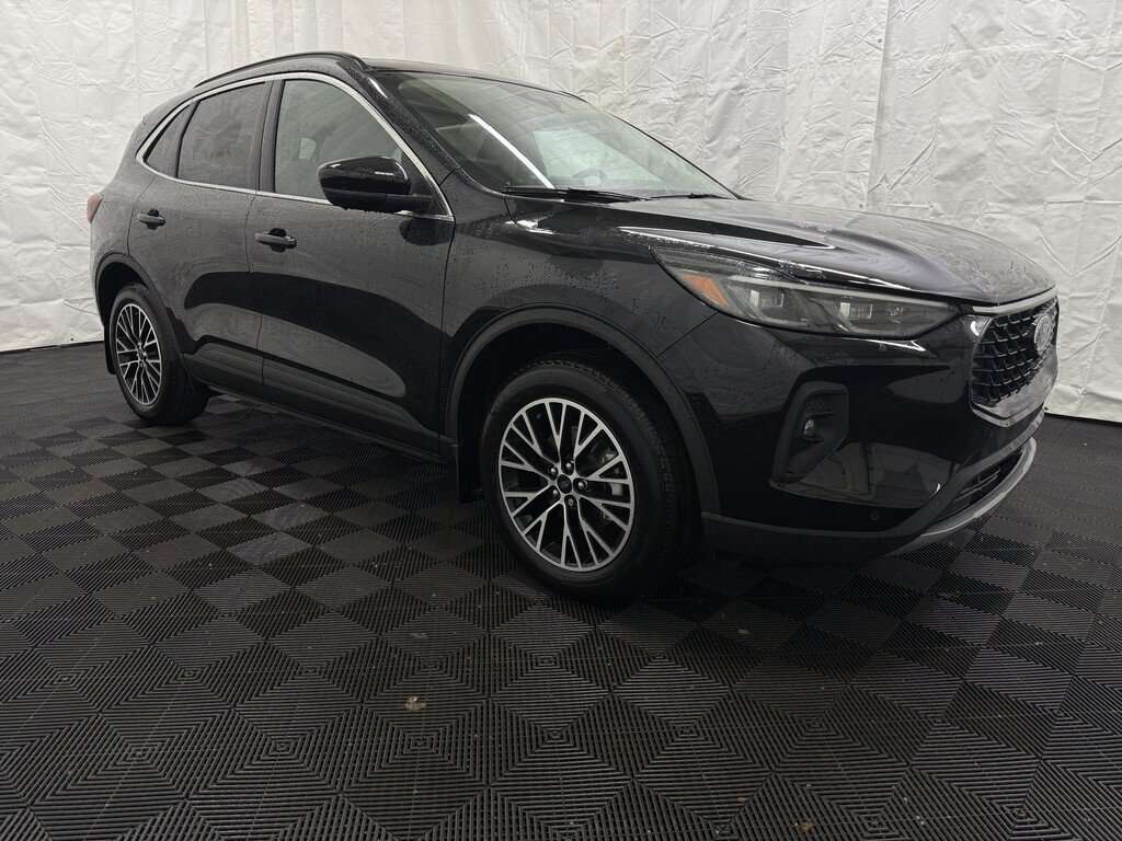 2025 Ford Escape PHEV PREMIUM PACKAGE PANORMAIC MOONROOF - Main View