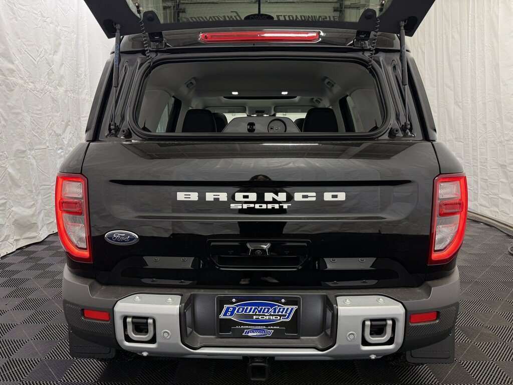 2025 Ford Bronco Sport OUTER BANKS SASQUATCH TECH PACKAGE MOONROOF - Thumbnail 12