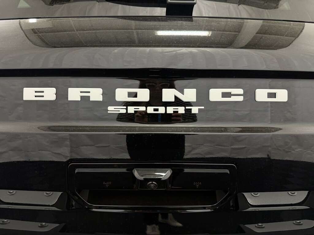 2025 Ford Bronco Sport OUTER BANKS SASQUATCH TECH PACKAGE MOONROOF - Thumbnail 13