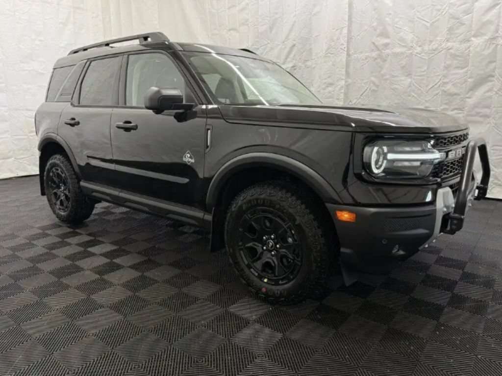 2025 Ford Bronco Sport OUTER BANKS SASQUATCH TECH PACKAGE MOONROOF - Thumbnail 2