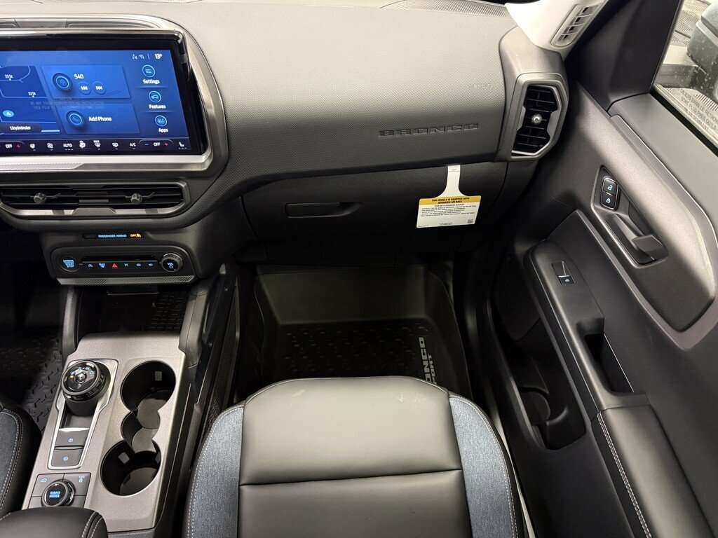 2025 Ford Bronco Sport OUTER BANKS SASQUATCH TECH PACKAGE MOONROOF - Thumbnail 37