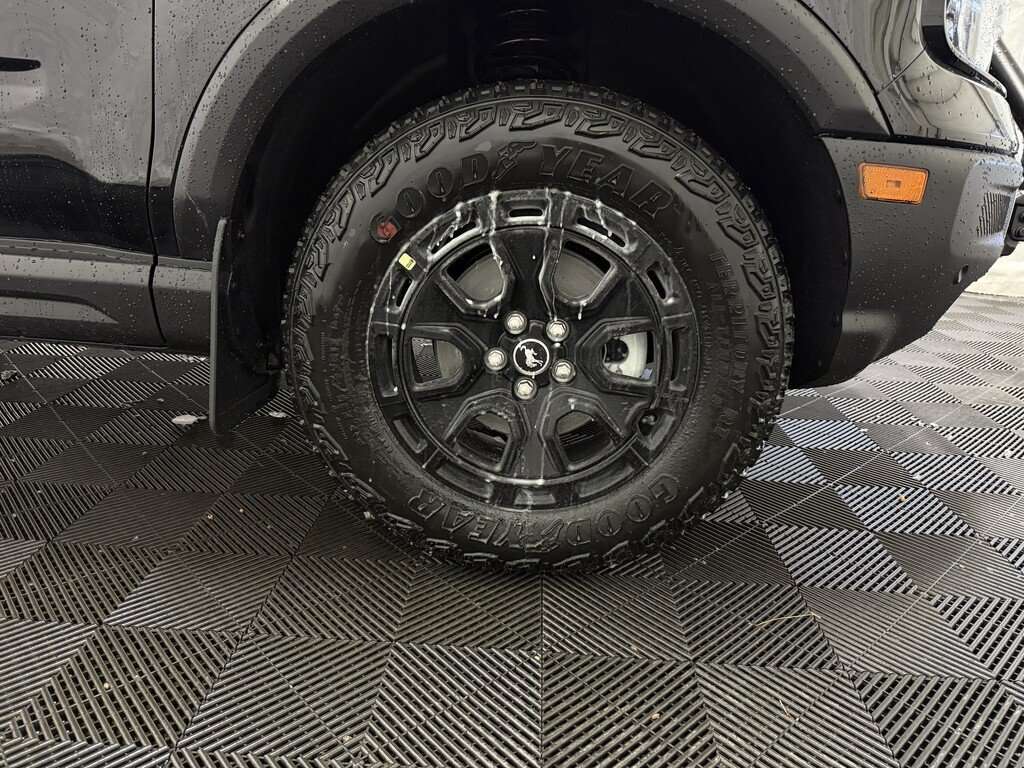 2025 Ford Bronco Sport BADLANDS SASQUATCH TECH PACKAGE - Thumbnail 4