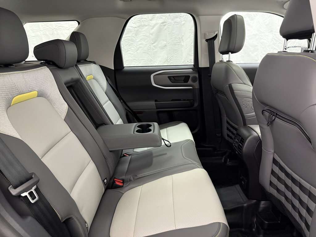 2025 Ford Bronco Sport BADLANDS SASQUATCH TECH PACKAGE HEATED SEATS - Thumbnail 39