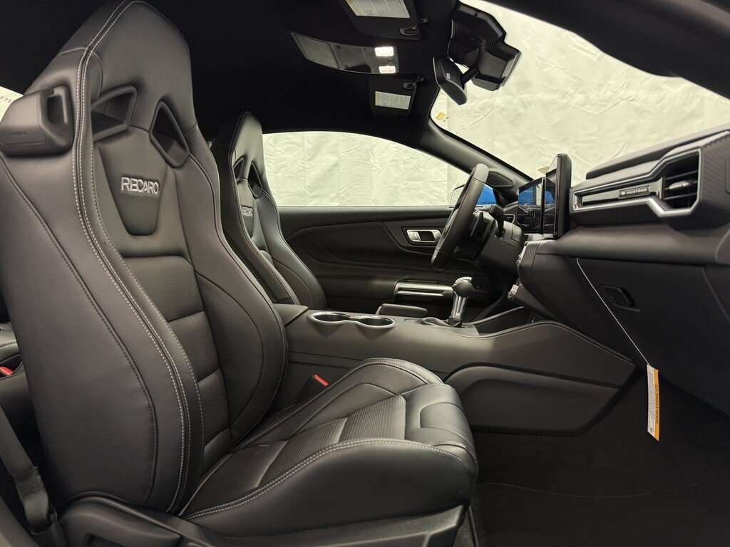 2026 Ford Mustang GT PREMIUM PERFORMANCE PACKAGE FORD CO-PILOT - Thumbnail 33