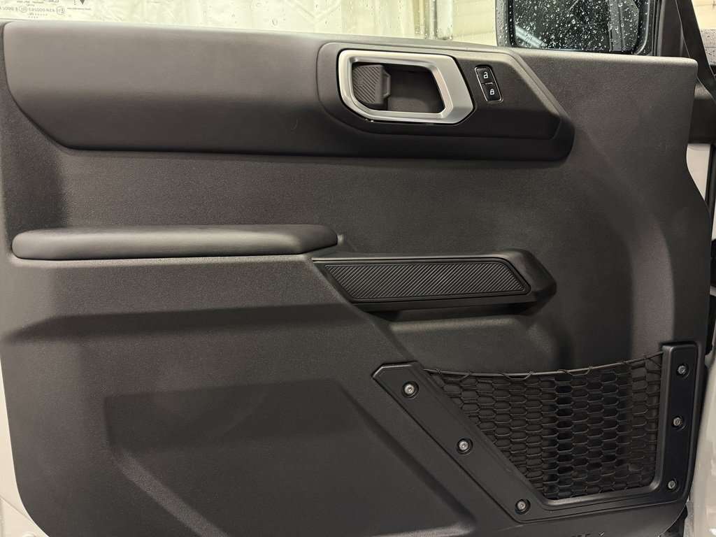 2026 Ford Bronco OUTER BANKS HIGH/LUX PACKAGE HARD TOP - Thumbnail 17