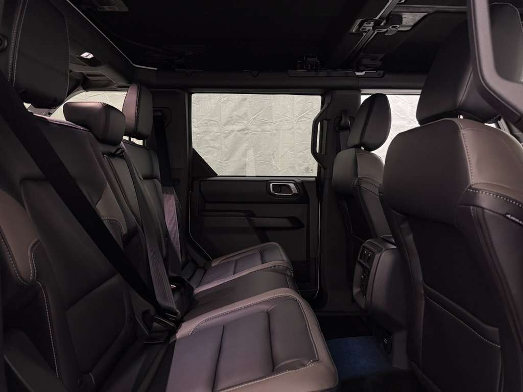 2026 Ford Bronco OUTER BANKS HIGH/LUX PACKAGE HARD TOP - Thumbnail 38