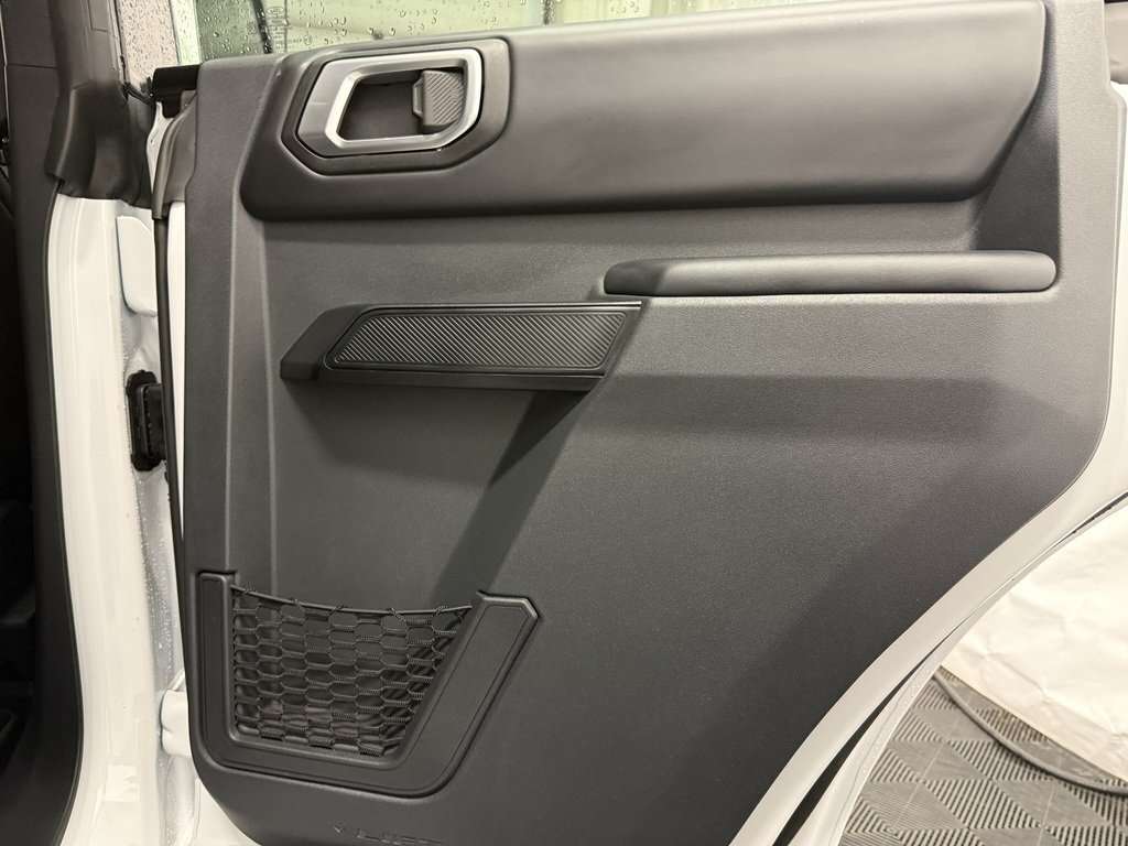 2026 Ford Bronco OUTER BANKS HIGH/LUX PACKAGE HARD TOP - Thumbnail 39