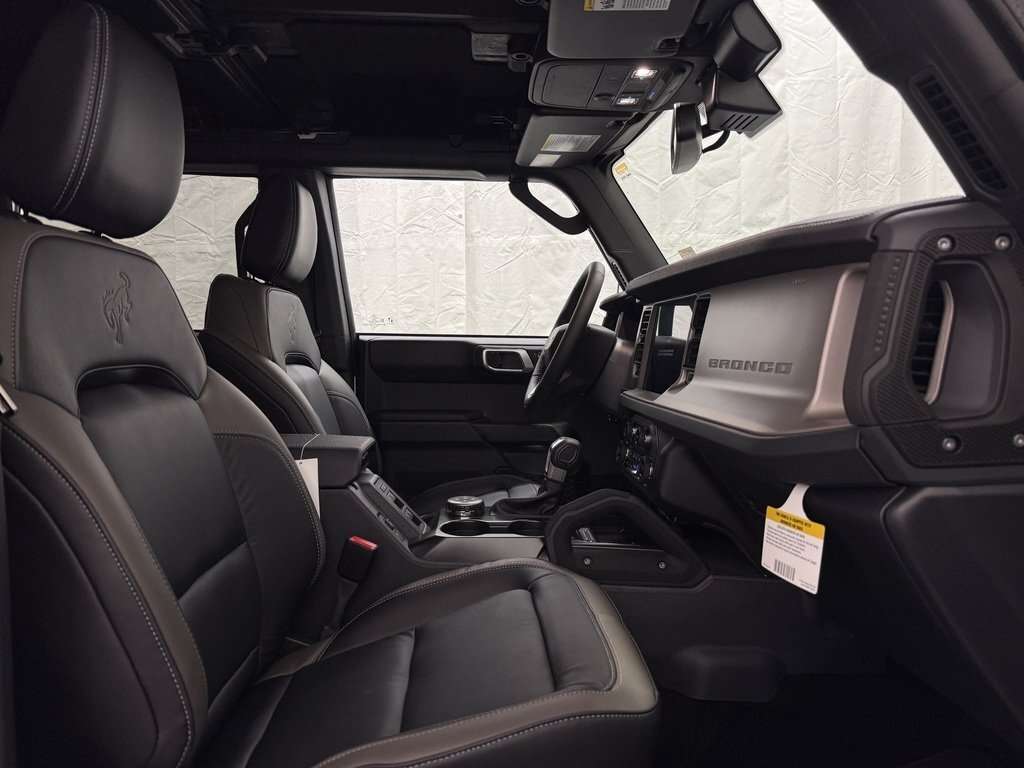2026 Ford Bronco OUTER BANKS HIGH/LUX PACKAGE HARD TOP - Thumbnail 40