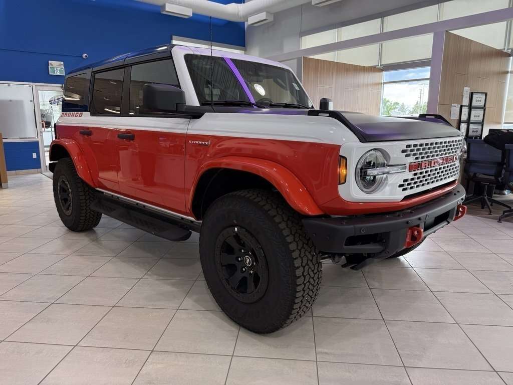 2026 Ford Bronco STROPPE EDITION HARD TOP RUNNING BOARDS - Main View