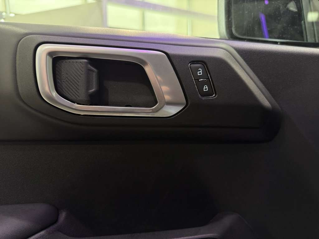 2026 Ford Bronco STROPPE EDITION HARD TOP RUNNING BOARDS - Thumbnail 20