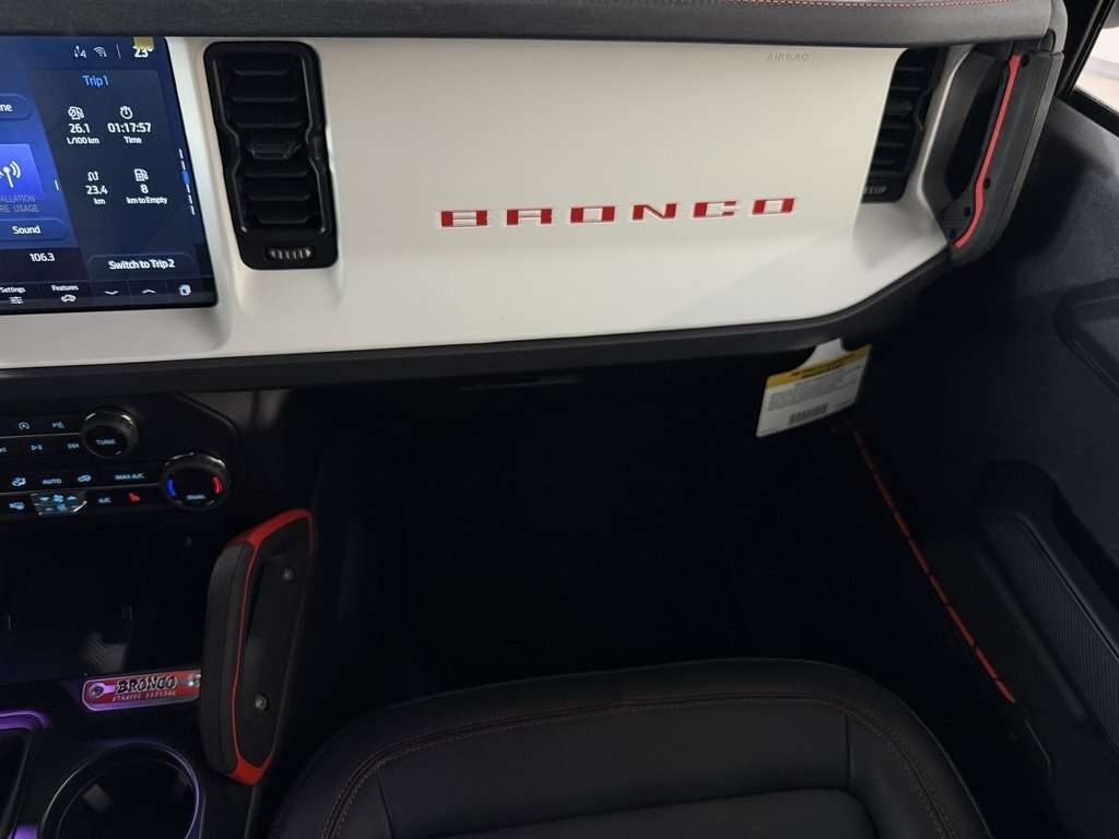 2026 Ford Bronco STROPPE EDITION HARD TOP RUNNING BOARDS - Thumbnail 32