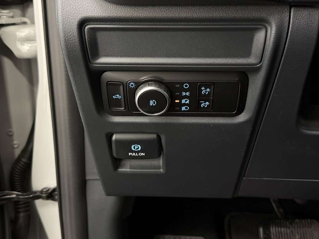 2026 Ford F-150 STX BLACK APPEARANCE PACKAGE SYNC 4 - Thumbnail 18