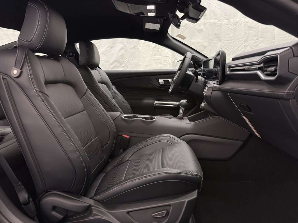 2026 Ford Mustang ECOBOOST PREMIUM MUSTANG NITE PONY PACKAGE - Thumbnail 32
