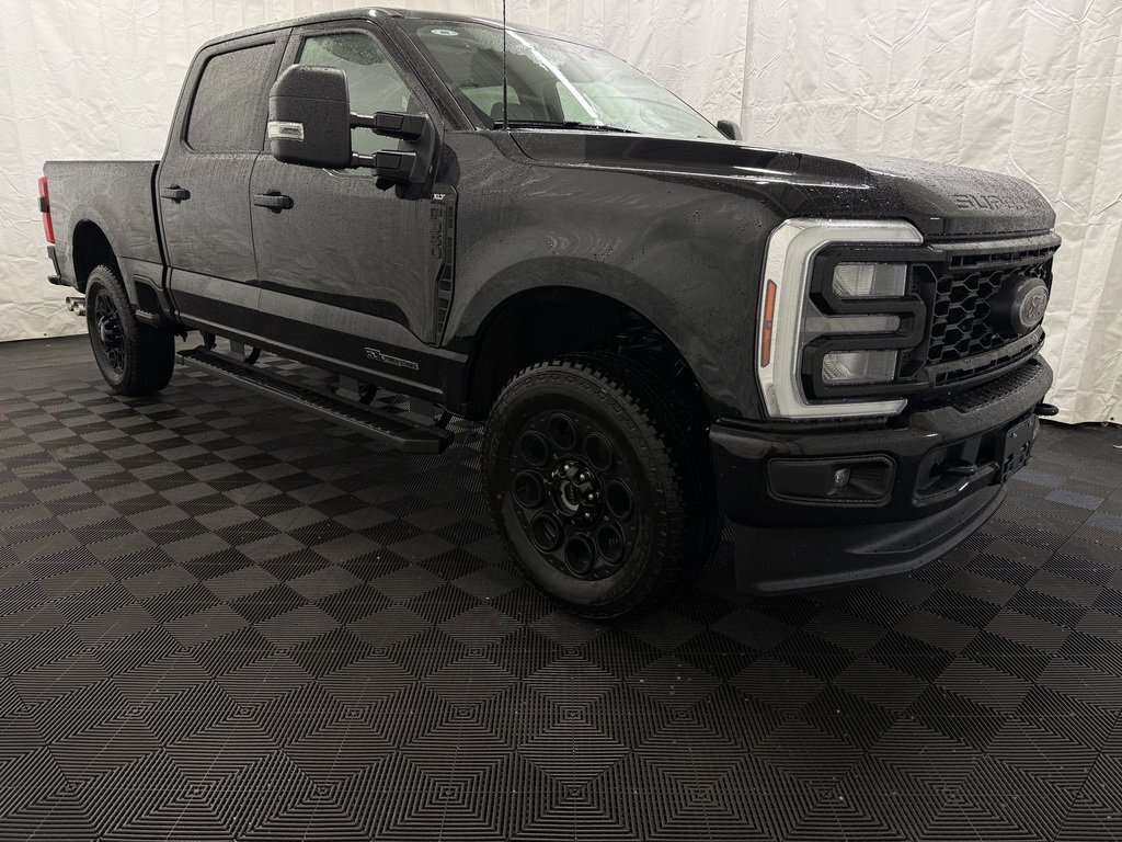 2026 Ford F-350 XLT DIESEL XLT PREMIUM PACKAGE FX4 PACKAGE - Thumbnail 2