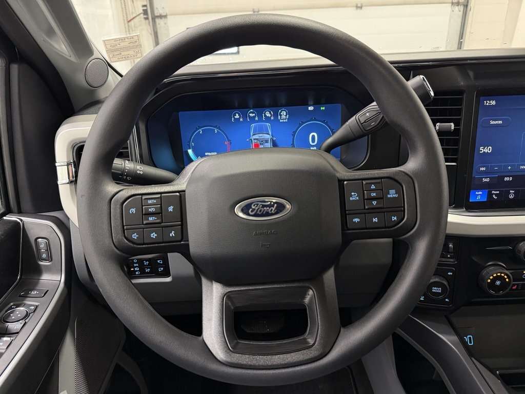 2026 Ford F-350 XLT DIESEL XLT PREMIUM PACKAGE FX4 PACKAGE - Thumbnail 27