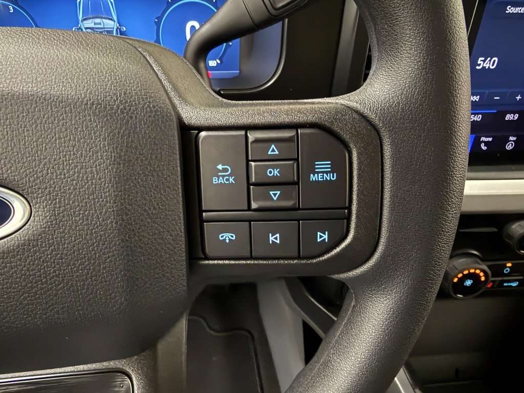 2026 Ford F-350 XLT DIESEL XLT PREMIUM PACKAGE FX4 PACKAGE - Thumbnail 29