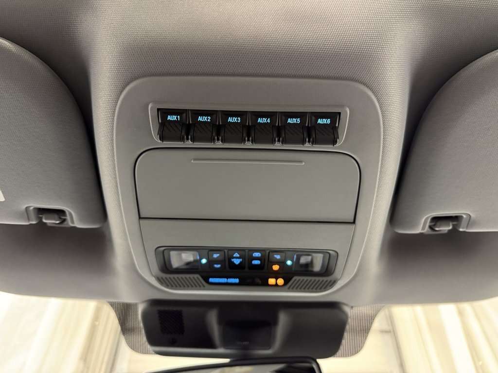 2026 Ford F-350 XLT DIESEL XLT PREMIUM PACKAGE FX4 PACKAGE - Thumbnail 30