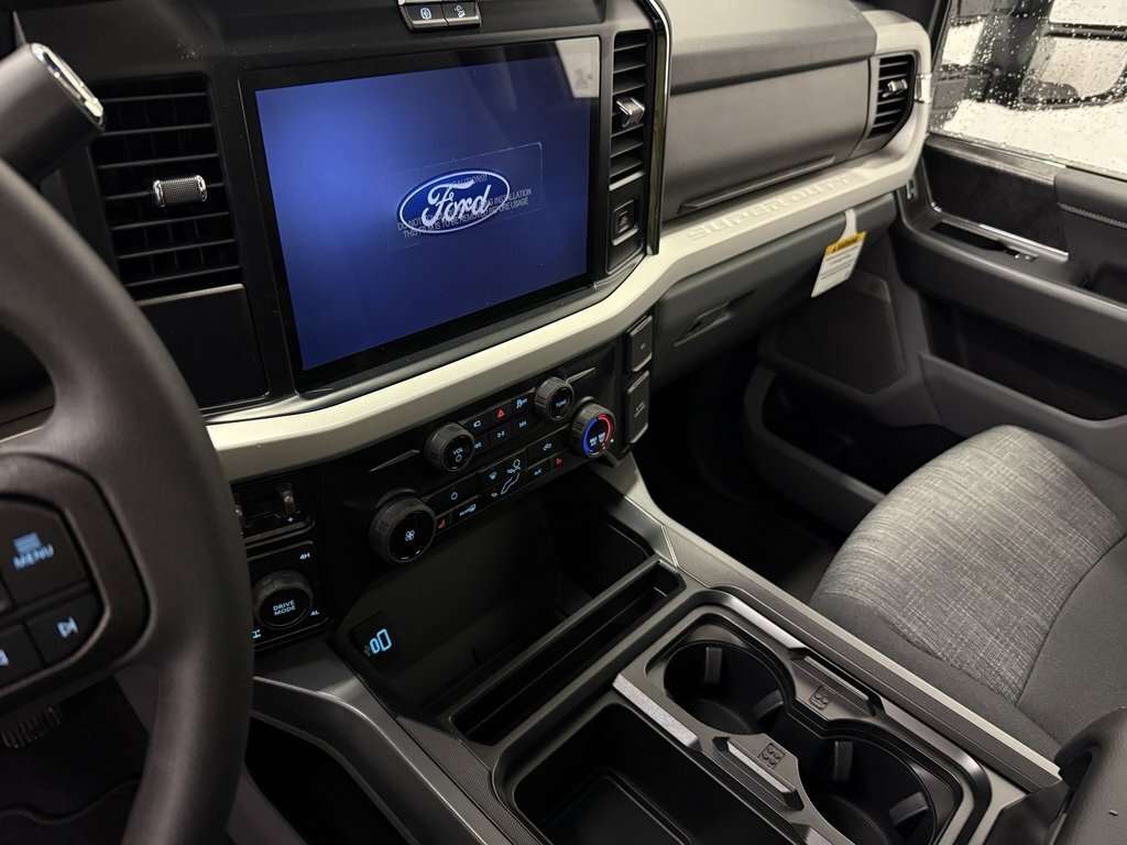 2026 Ford F-350 XLT XLT PREMIUM PACKAGE FX4 OFF ROAD PACKAGE - Thumbnail 25