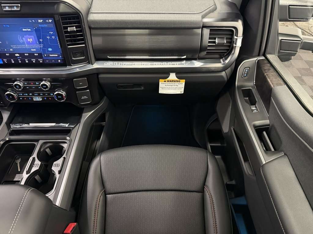 2026 Ford F-350 LARIAT FX4 OFF ROAD PACKAGE MOONROOF - Thumbnail 35