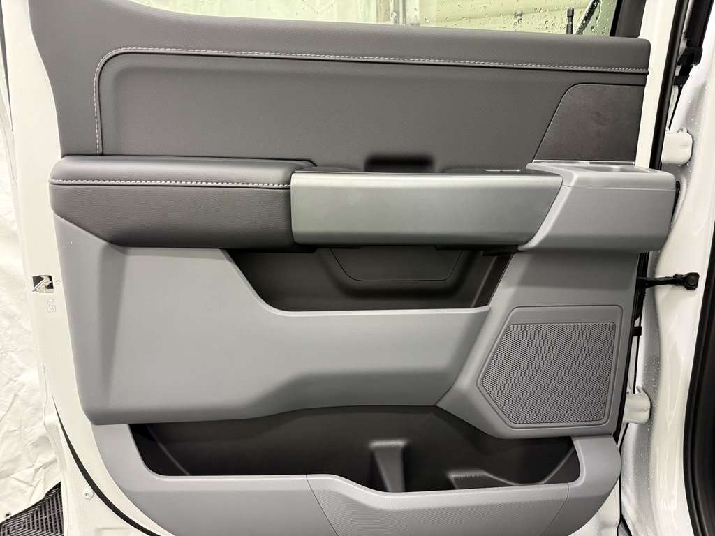 2026 Ford F-150 XLT FX4 OFF-ROAD PACKAGE RUNNING BOARDS - Thumbnail 33