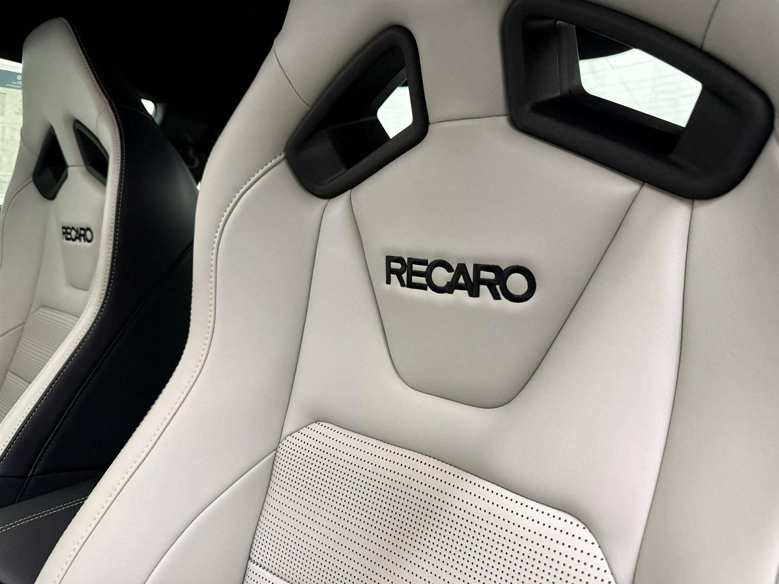 2026 Ford Mustang GT PREMIUM NITE PONY PACKAGE RECARO SEATS - Thumbnail 17